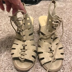 Soda heels, size 7 1/2